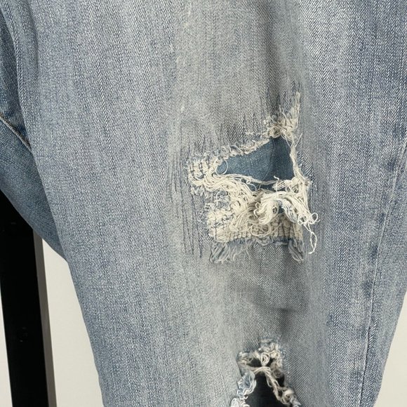 Torrid Boyfriend Stretch Mid-Rise Rip & Repair Jeans Plus 20 R Whiskers Stitched - Picture 4 of 16